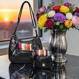 Coach 2010 Legacy Liquid Gloss Poppy Set W/Coach Legacy Charm & Wristlet